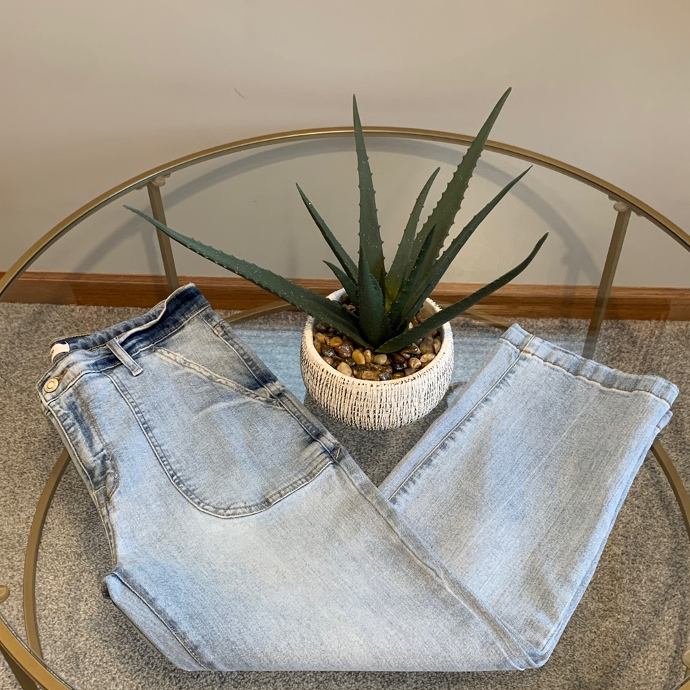 Kensie Patch Pocket Jeans Size 8/29